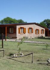 Foto 2 de la galería de Cabañas Los Cockers en Villa General Belgrano